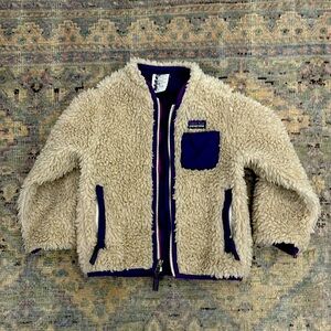 Girls 3T Patagonia Retro fleece jacket.